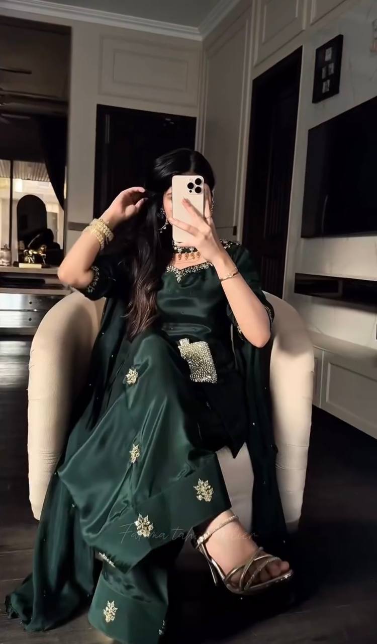 Designer Natural Crepe Silk Diamond Hand Work & Sequin Embroidered Top Farshi Salwar & Organza Dupatta Set