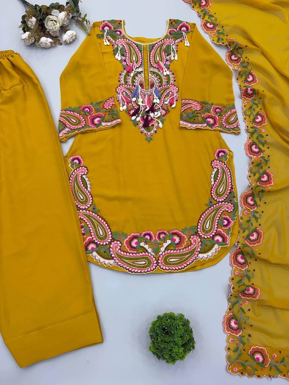 Designer Top, Farshi & Dupatta in Pure Heavy Georgette with Embroidery Thread Work | SRK-5348