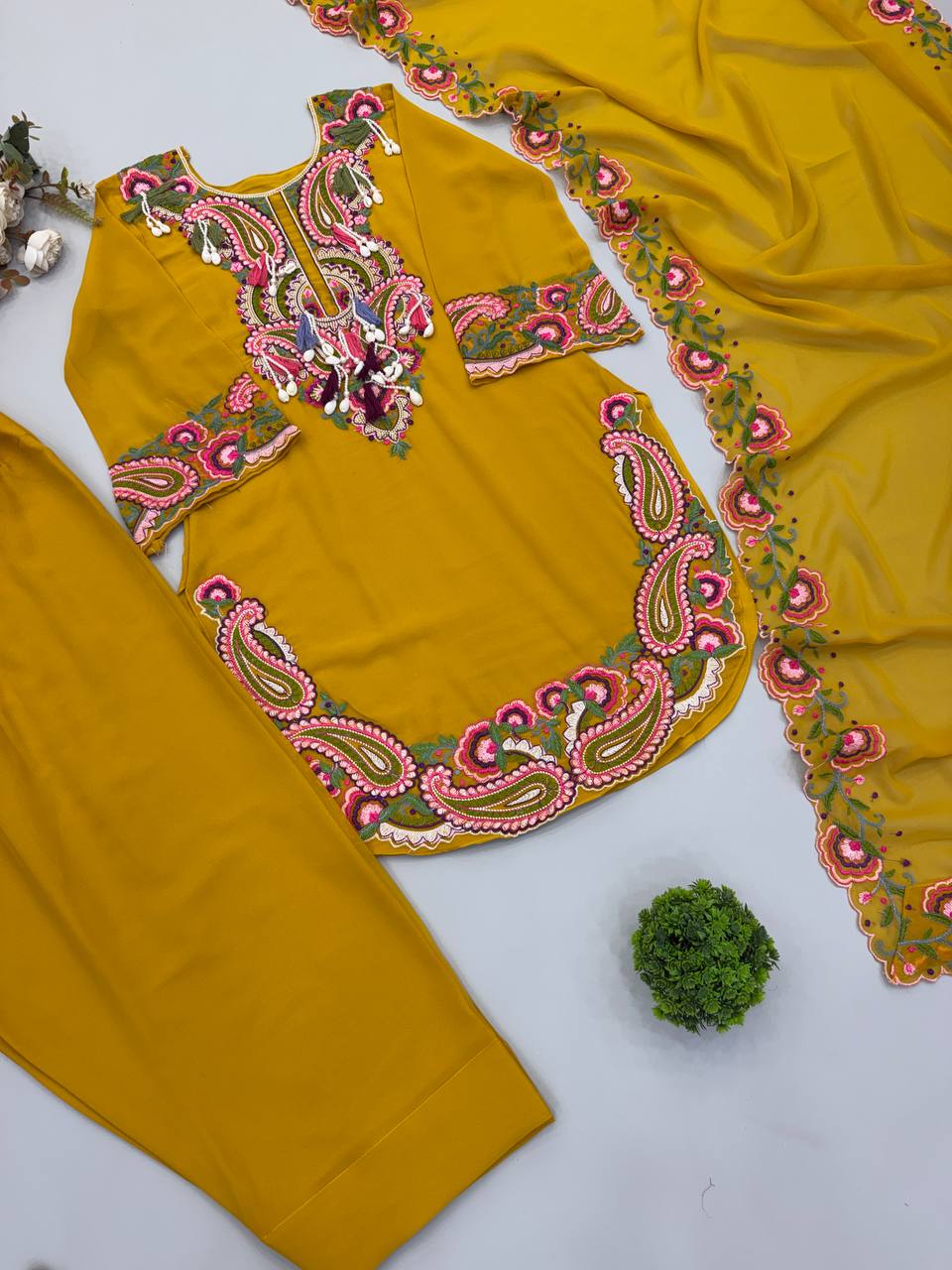 Designer Top, Farshi & Dupatta in Pure Heavy Georgette with Embroidery Thread Work | SRK-5348